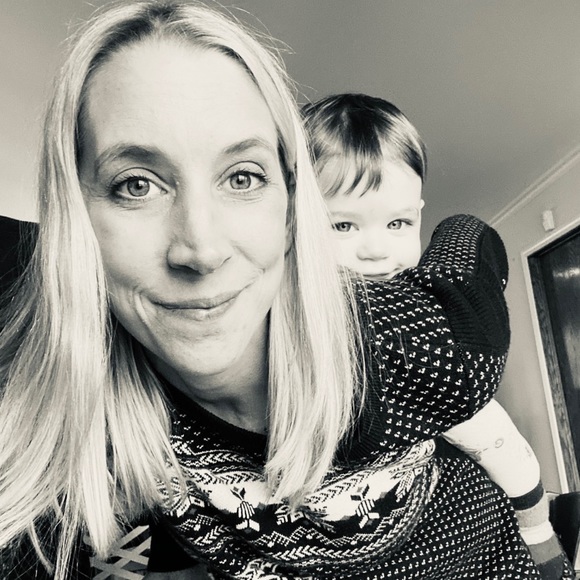 1,626 Five ⭐️ Ratings! Meet Courtney Grayce - Picture 2 of 7